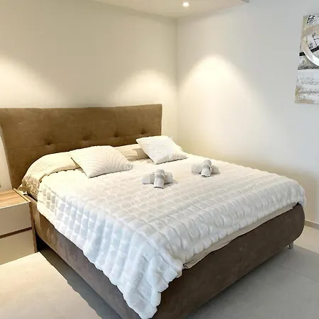 Apartament Mercury *